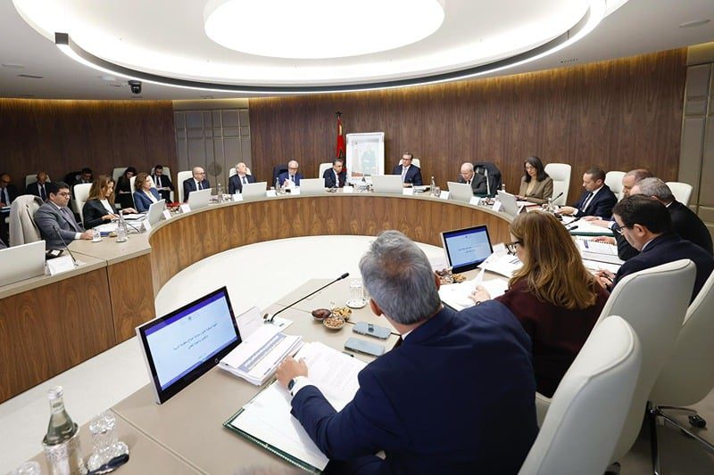 Akhannouch préside une réunion de la Commission nationale de la réforme du système d’éducation