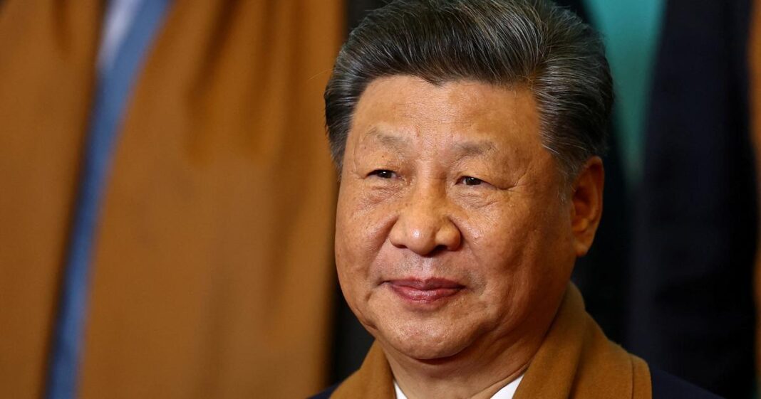 EN DIRECT - Droits de douane de Trump : la Chine porte à 125% ses surtaxes sur les produits américains, les Bourses européennes dans le rouge