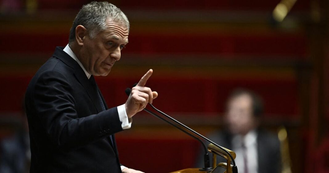 «Les gens ne le font pas pour faire des économies mais il y aura des économies», pointe Philippe Juvin