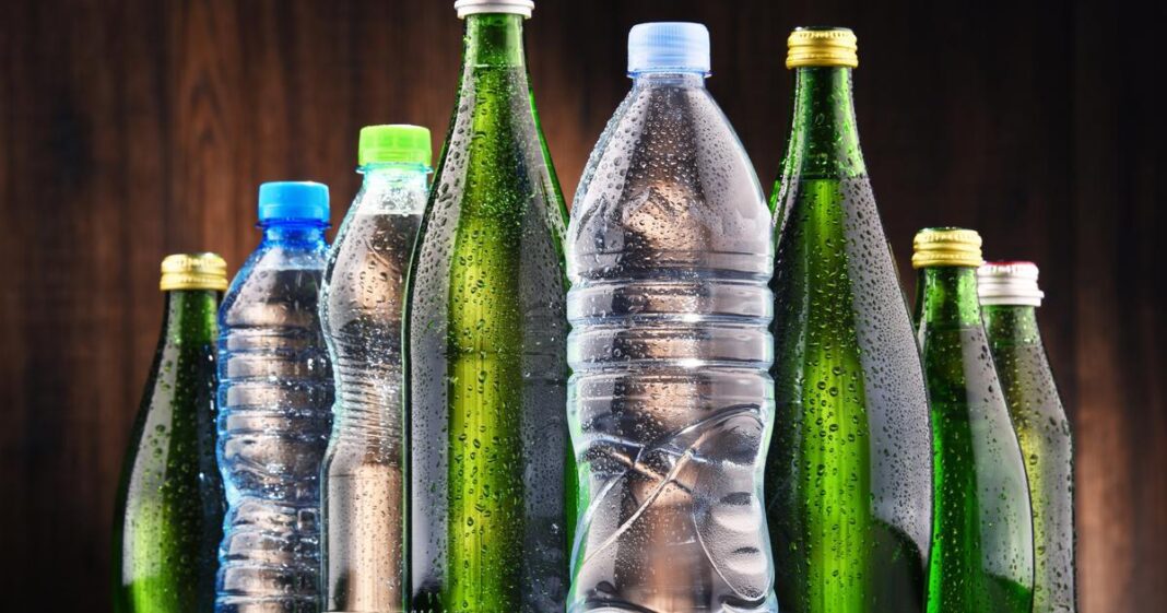 Perrier, Vittel, Hépar, Volvic... Les grandes sources d’eau minérale françaises luttent pour leur survie