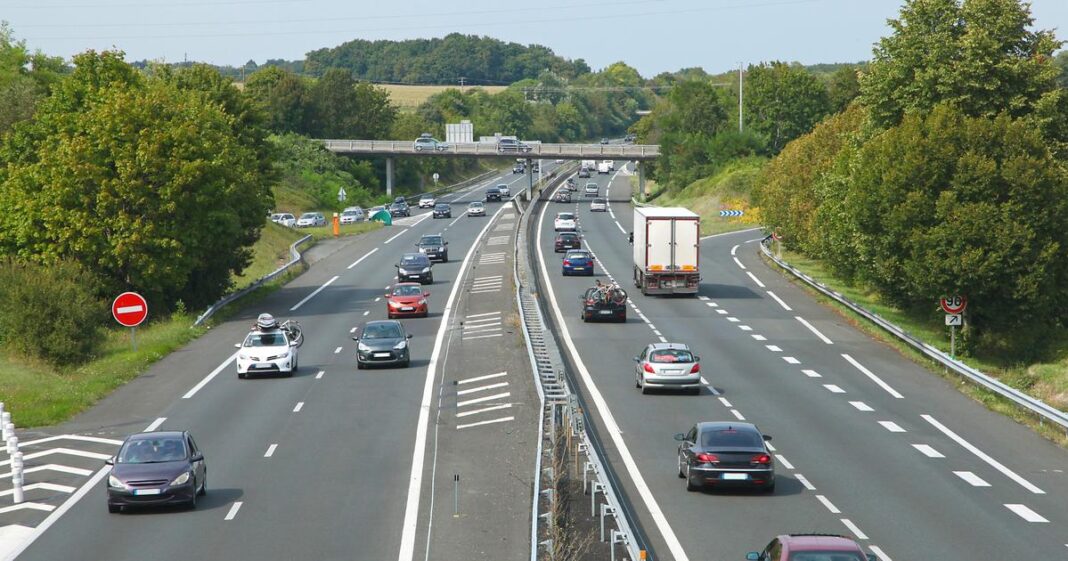mobilisation contre un projet d’autoroute en Haute-Savoie... qui menacerait le reblochon