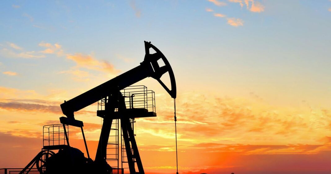 malgré la chute des cours, l’Opep+ accélère la hausse de production de pétrole