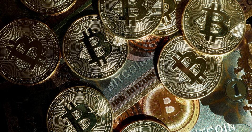 Quatre mois après son lancement, que vaut le TrumpCoin, la très décriée cryptomonnaie du président américain ?