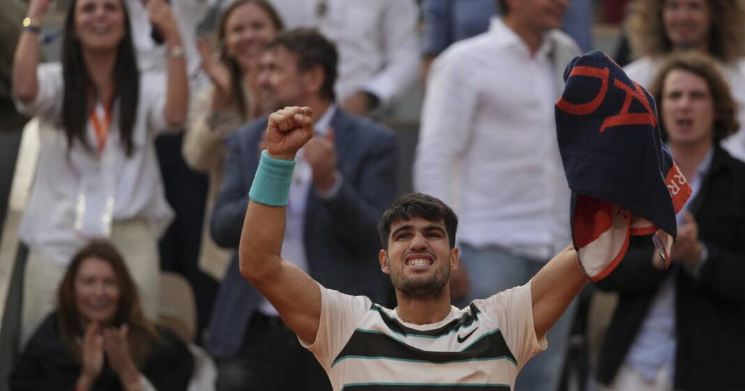 Carlos Alcaraz renverse Jannik Sinner au terme de la plus longue finale de l’histoire du tournoi – Libération