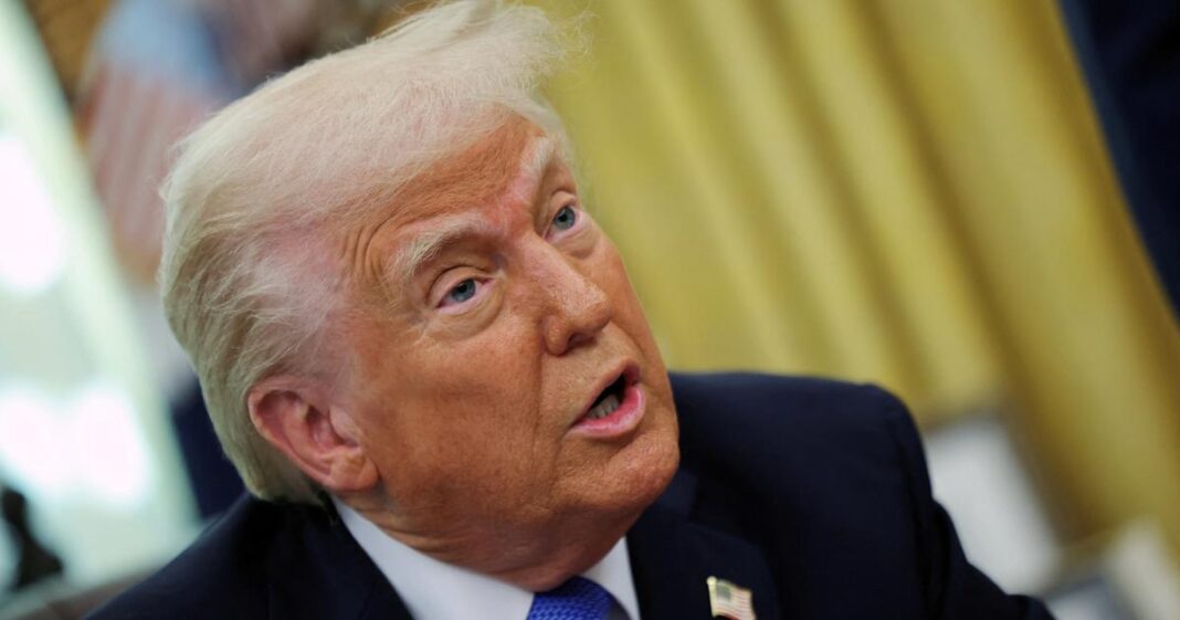 Donald Trump va imposer des droits de douane de 25% aux pays achetant du pétrole vénézuélien