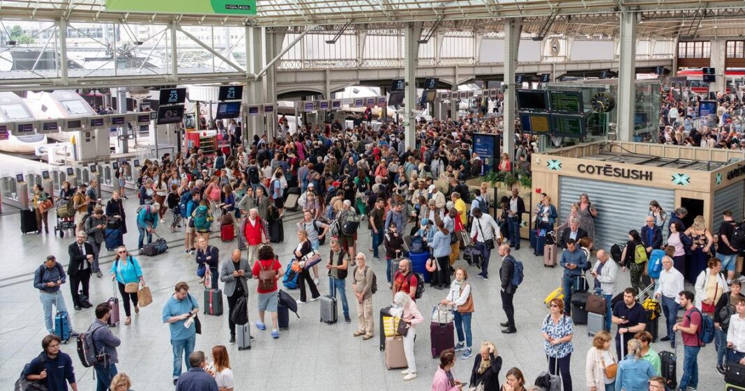 à l’approche du pont du 8 mai, les voyageurs se tournent vers Trenitalia, les bus et le covoiturage