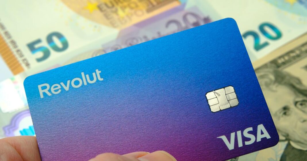la néobanque britannique Revolut va investir plus d’un milliard d’euros en trois ans dans l’Hexagone