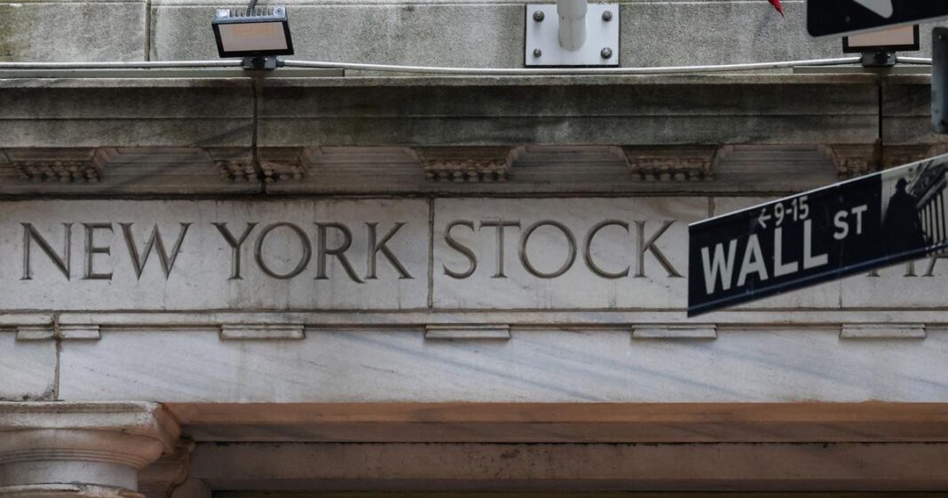Wall Street termine la séance sans conviction