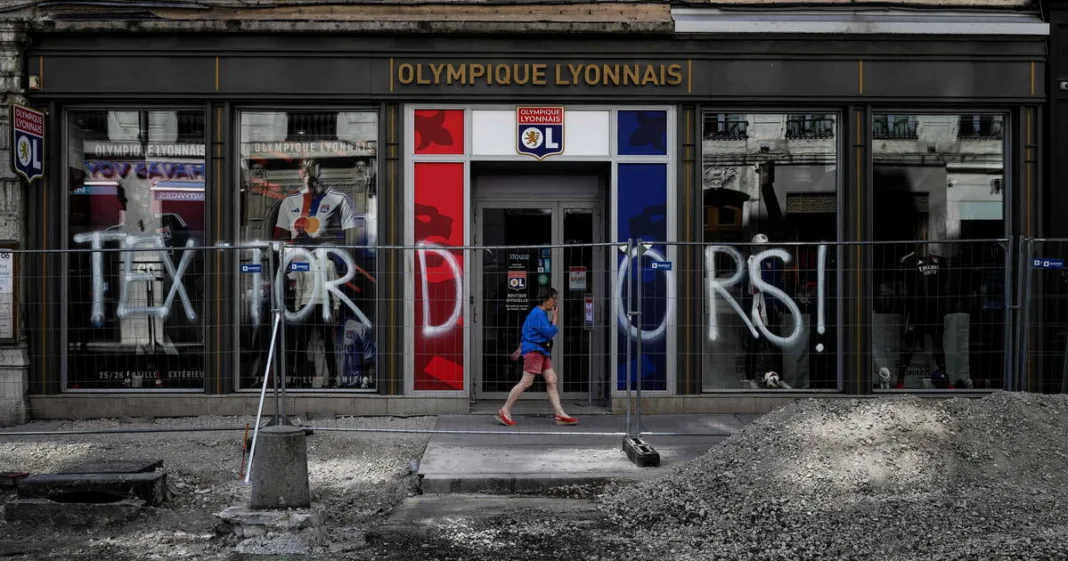 L’OL en Ligue 2, le discrédit lyonnais – Libération