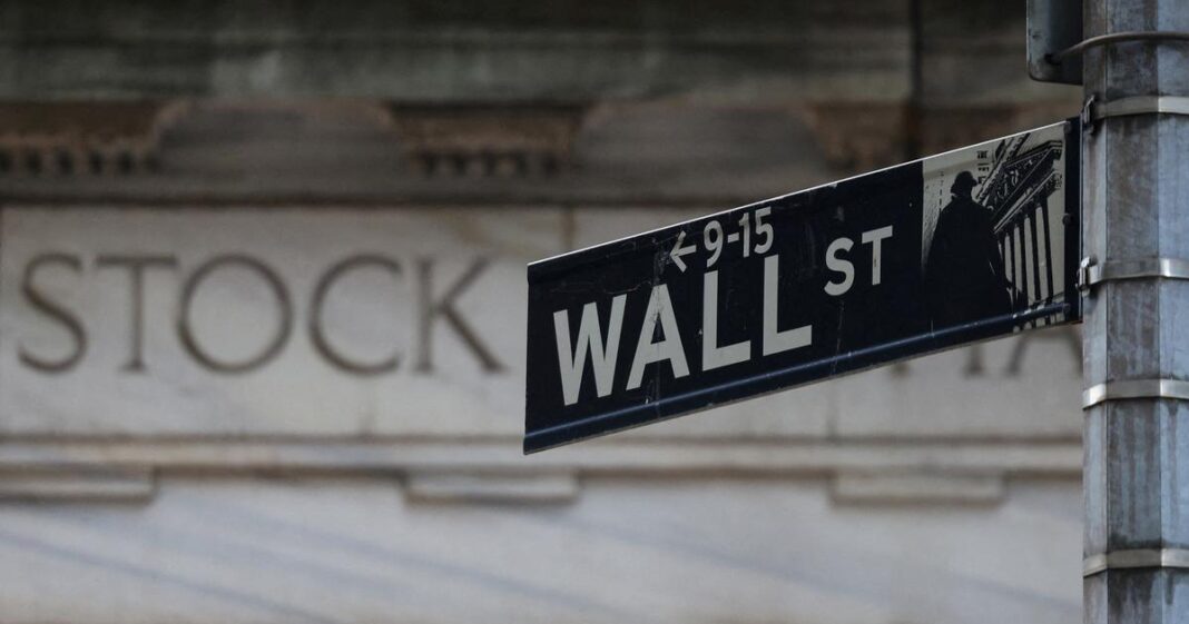Wall Street termine dans le vert, mais l'incertitude règne