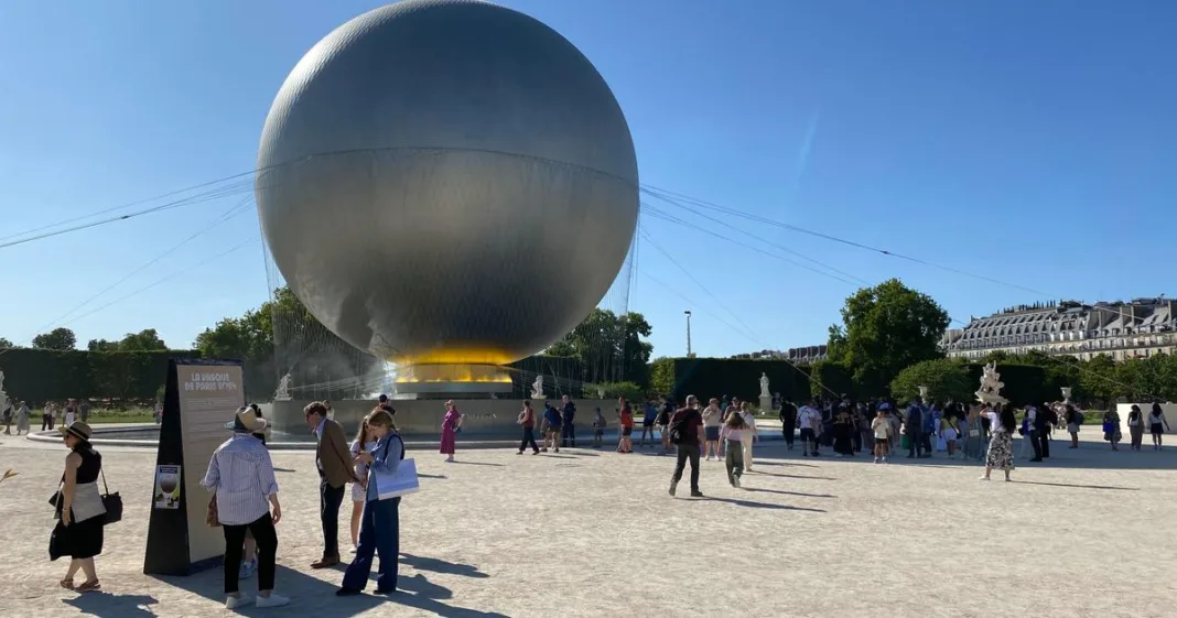 un an après Paris 2024, la France fait le plein de touristes cet été